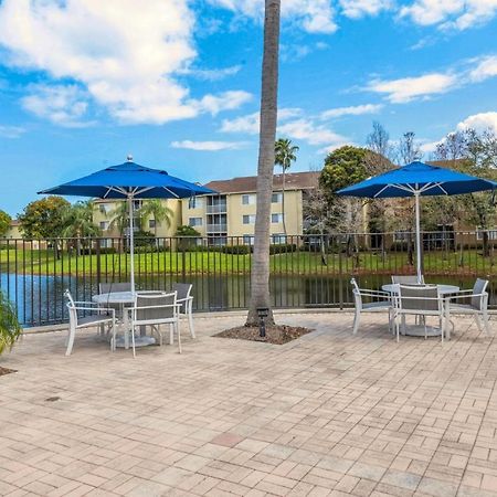 Luxurious Apartments With Pool And Gym At Boynton Beach Eksteriør bilde