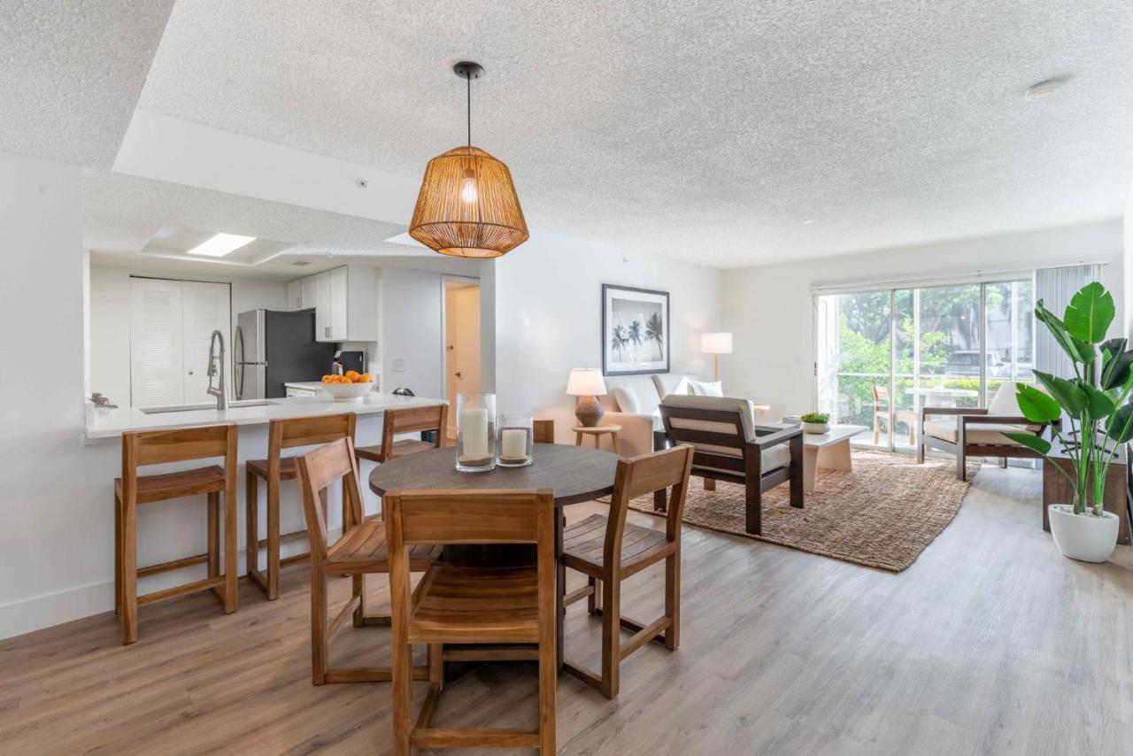 Luxurious Apartments With Pool And Gym At Boynton Beach Eksteriør bilde